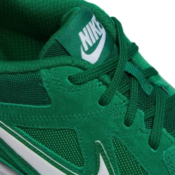 Nike Gato