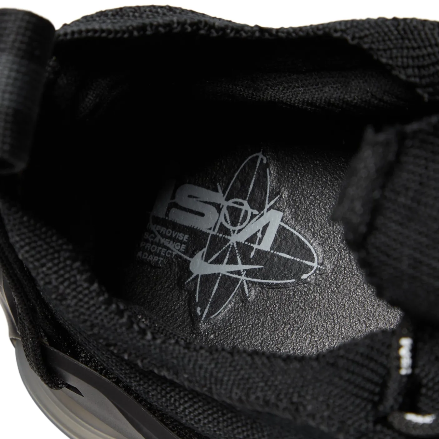 Nike ISPA Link Axis