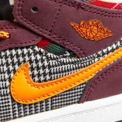 Nike Kids Jordan 1 Mid SE