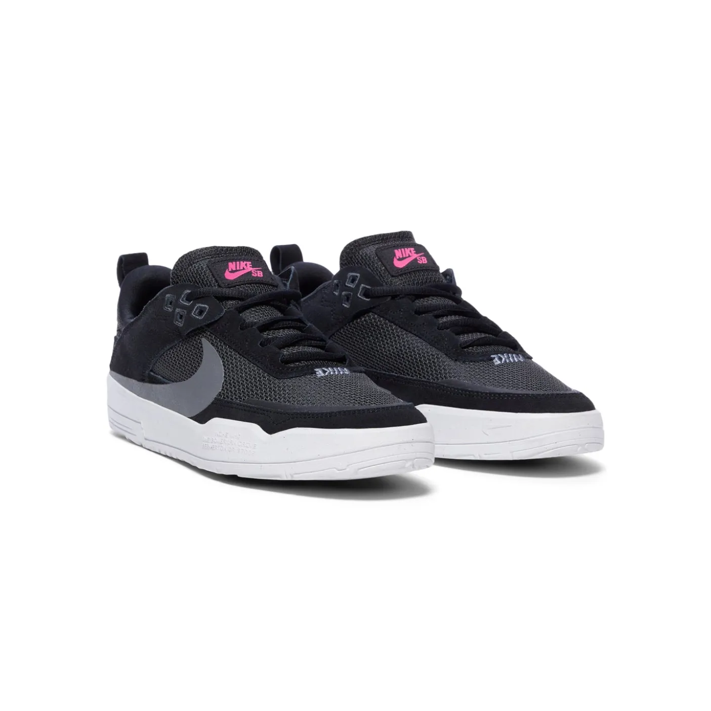 Nike kids SB Burnside