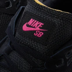 Nike kids SB Burnside