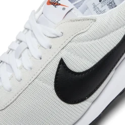 Nike LD-1000