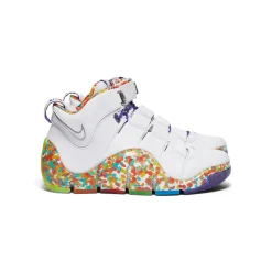 Nike LeBron IV