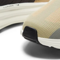 Nike Lunar Roam