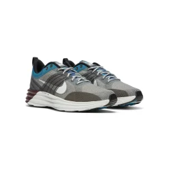 Nike Lunar Roam SE