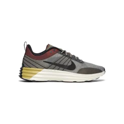 Nike Lunar Roam SE