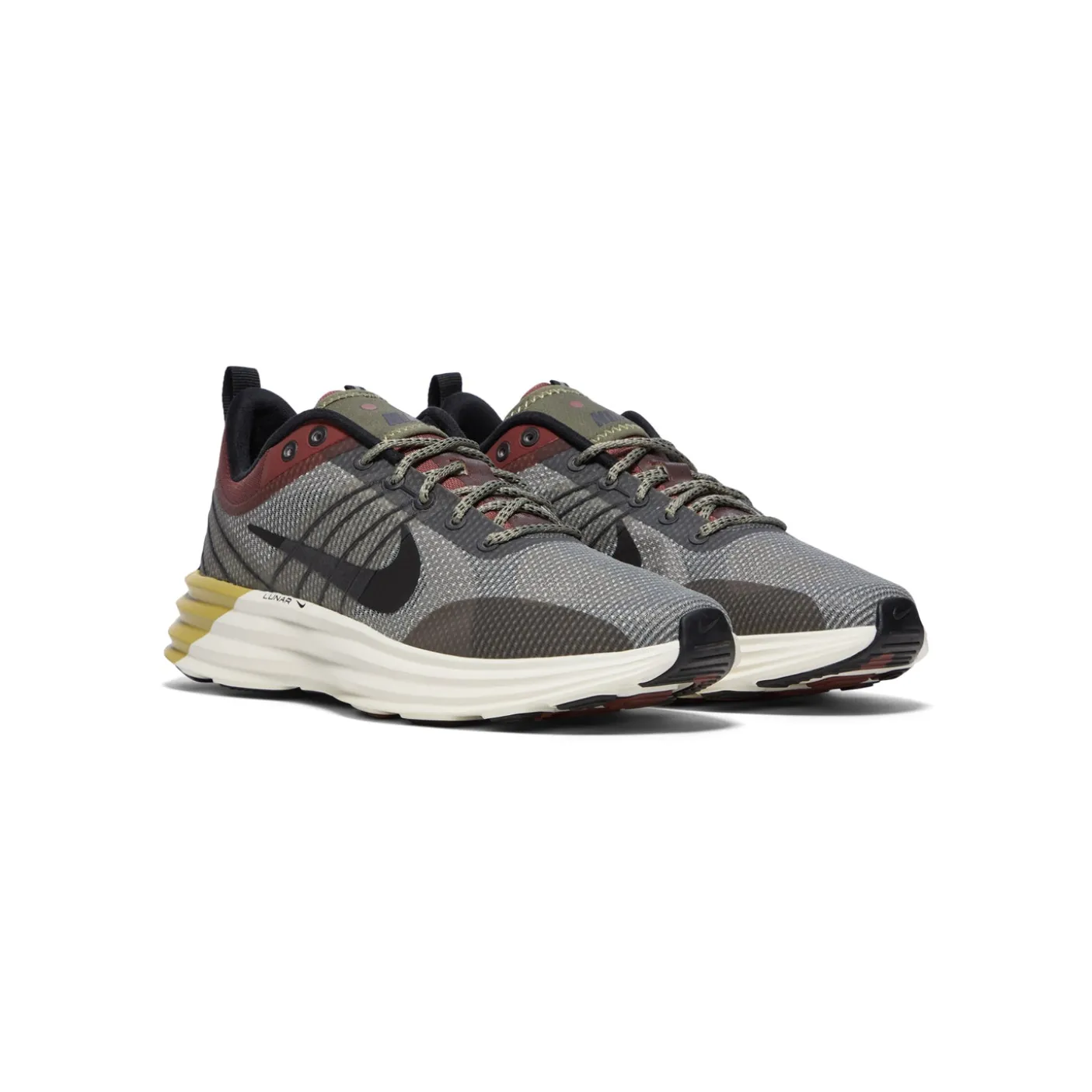 Nike Lunar Roam SE