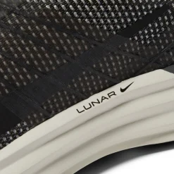 Nike Lunar Roam SE