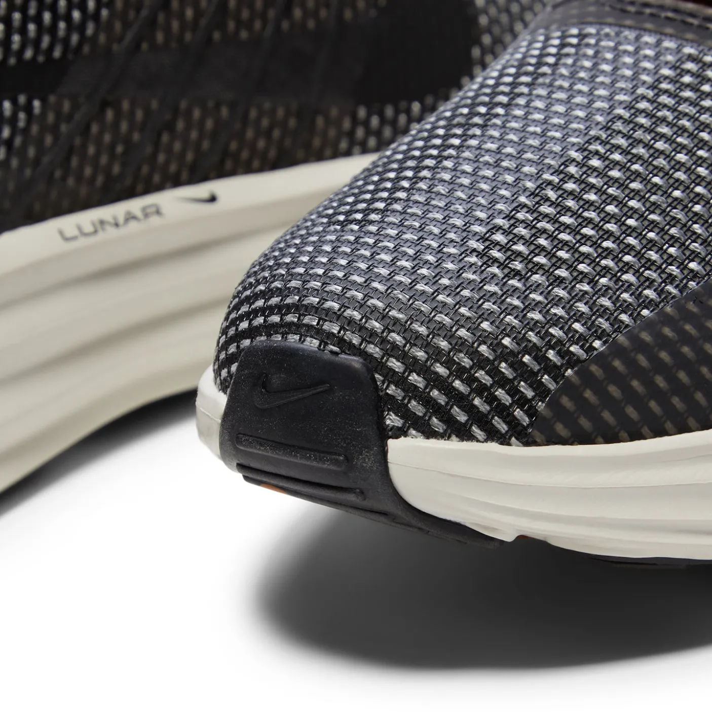 Nike Lunar Roam SE