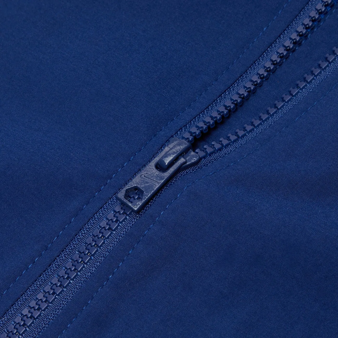 Nike SB Dri-FIT Full-Zip Woven Skate Jacket