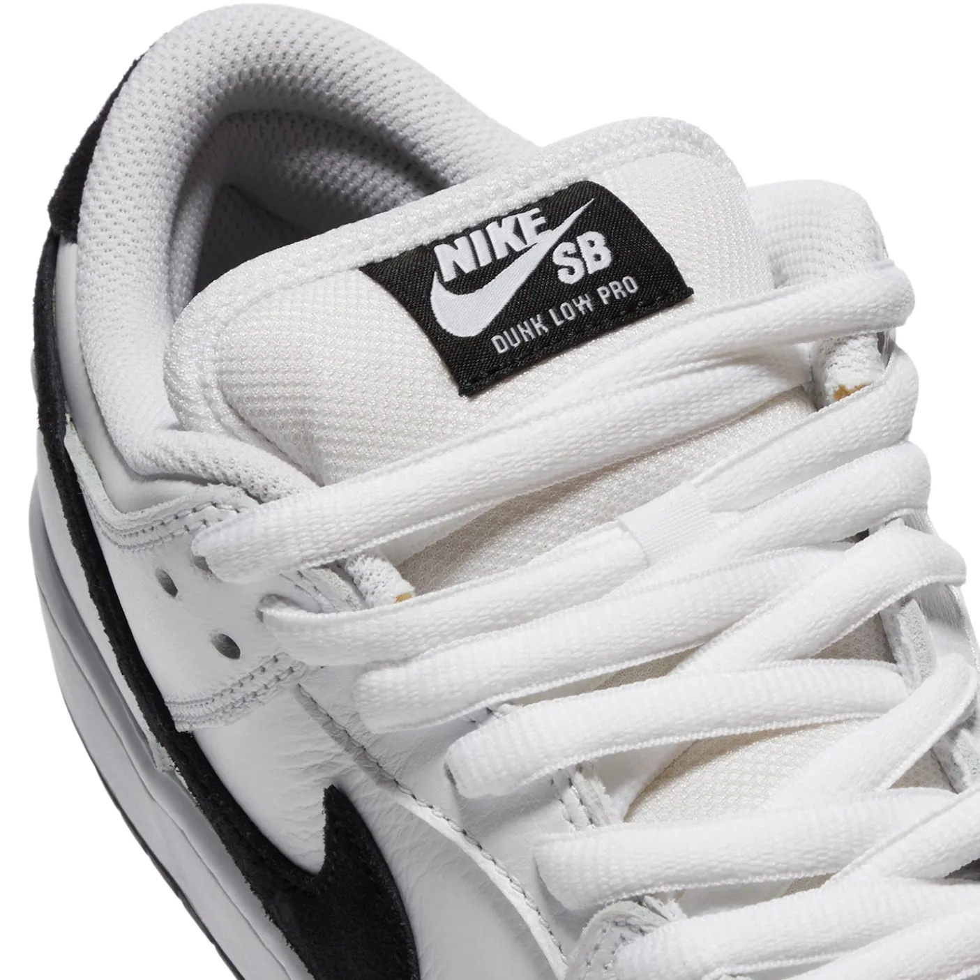 Nike SB Dunk Low Pro
