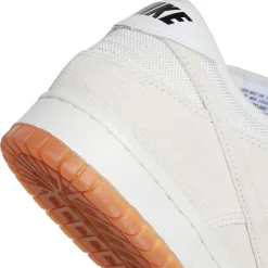 Nike SB Dunk Low Pro