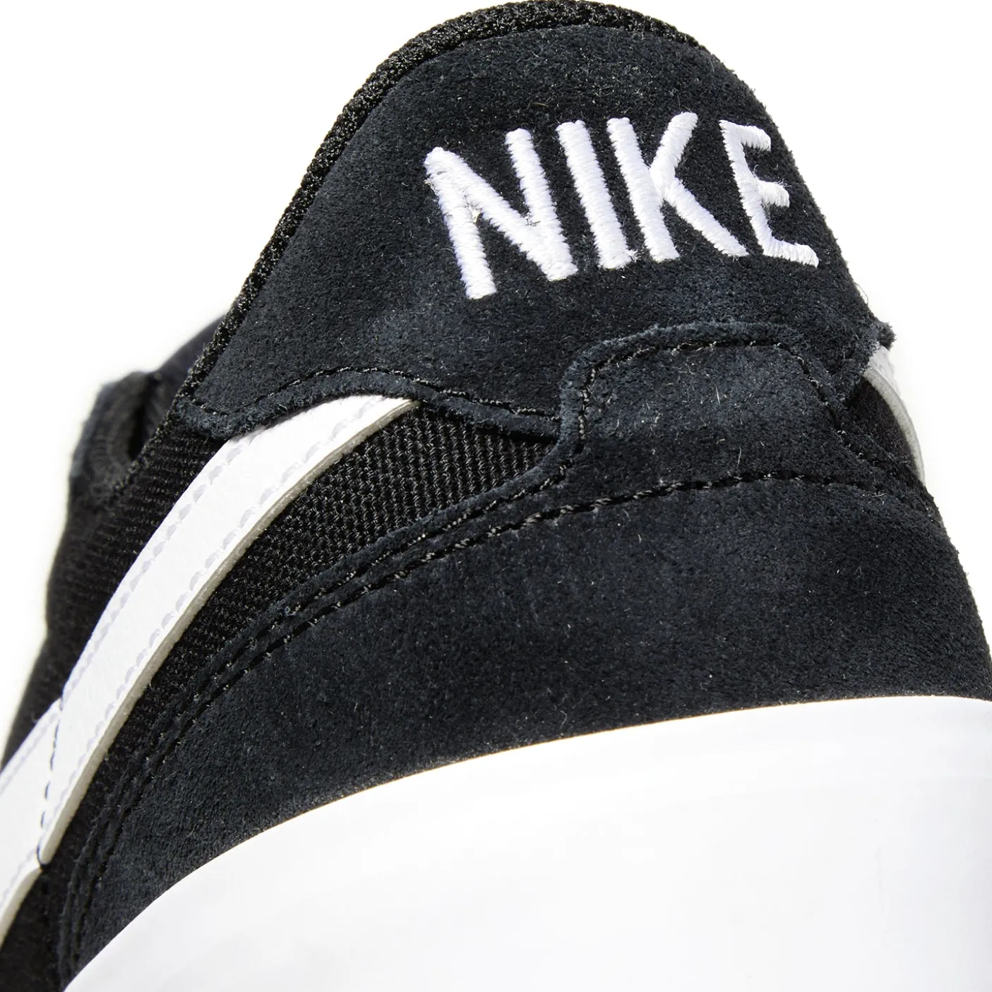 Nike SB Womens Zoom Pogo Plus