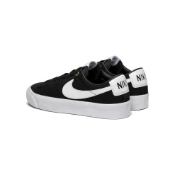 Nike SB Zoom Blazer Low Pro GT