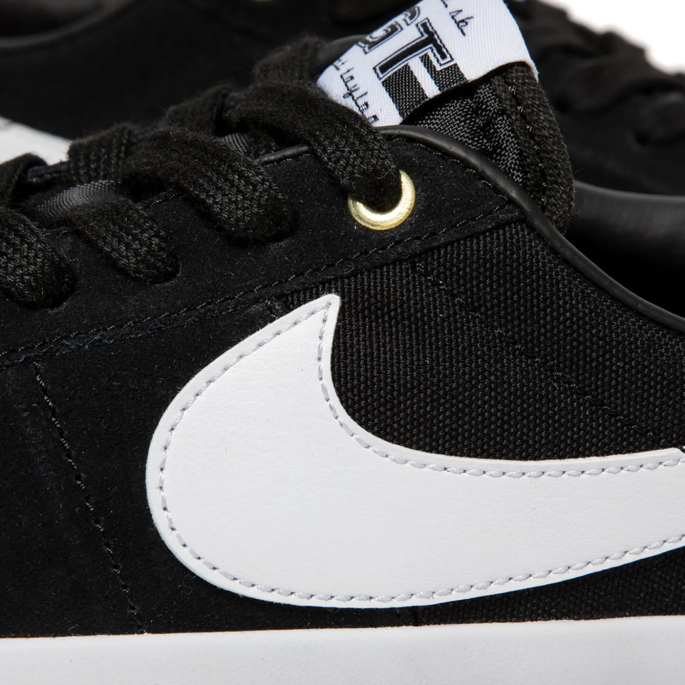 Nike SB Zoom Blazer Low Pro GT