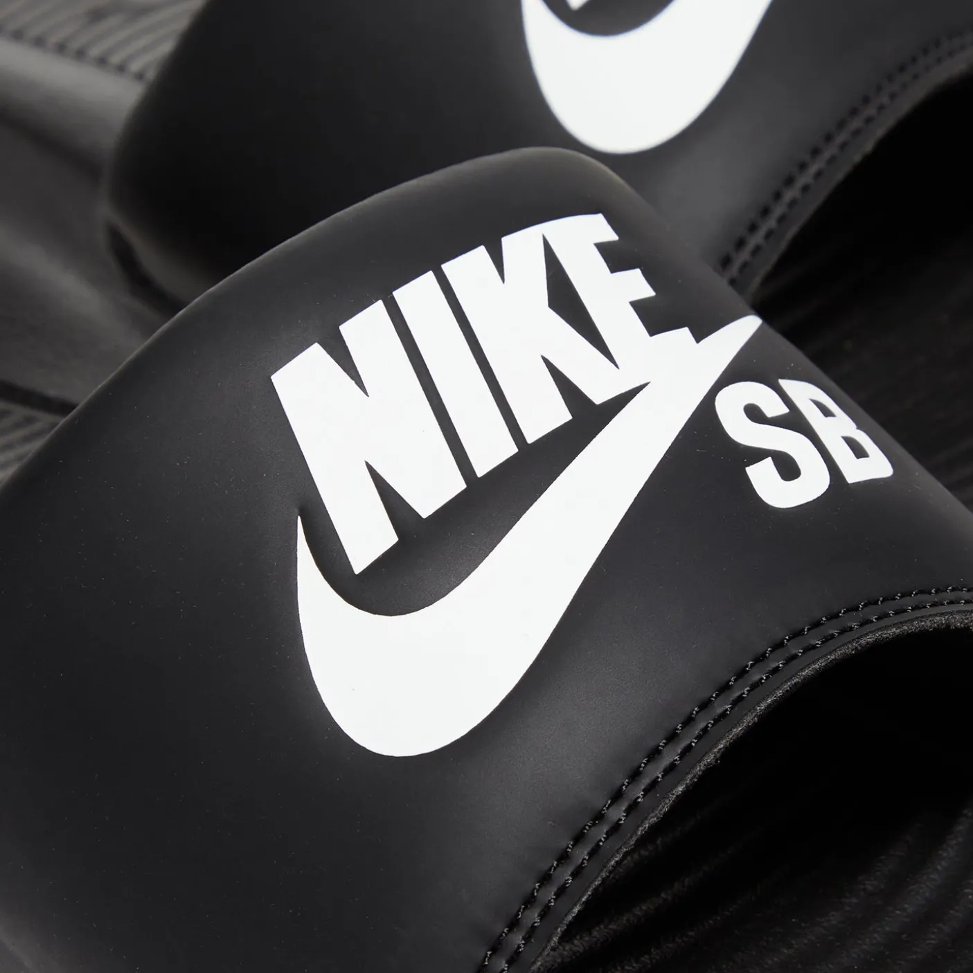 Nike Victori One