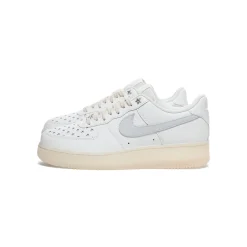 Nike Womens Air Force 1 '07