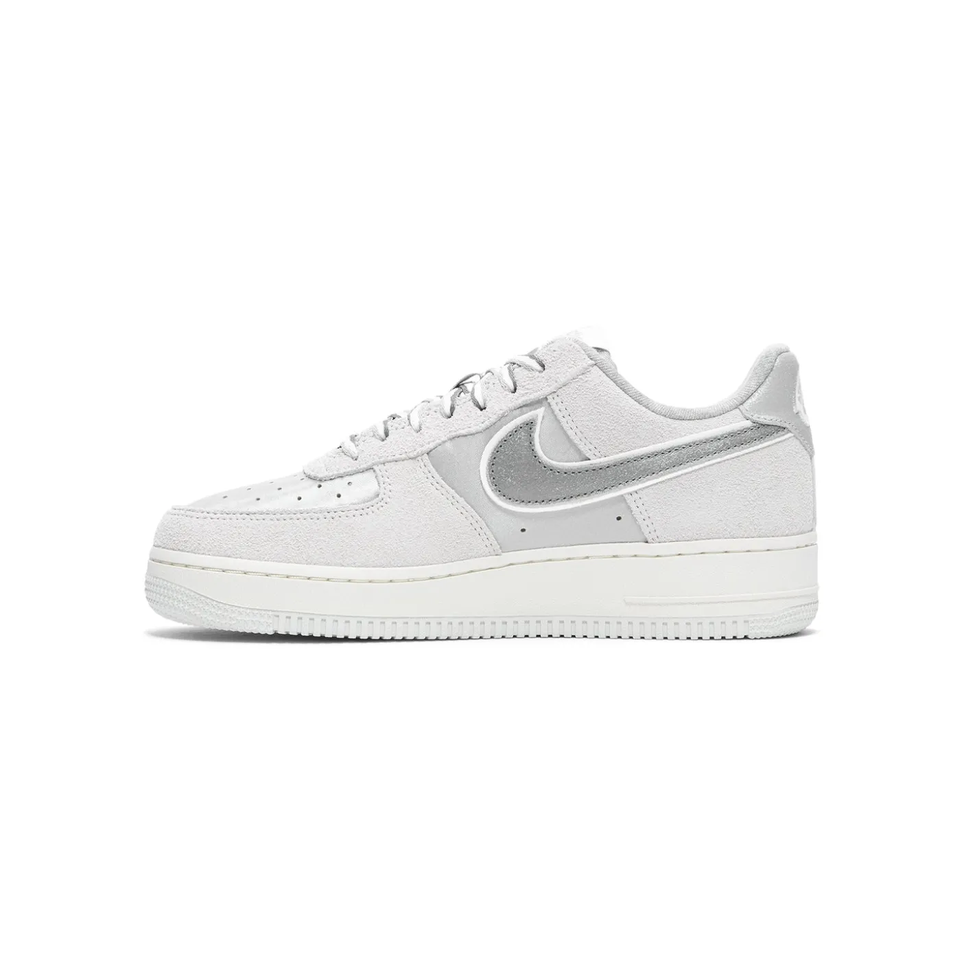 Nike Womens Air Force 1 '07 LX