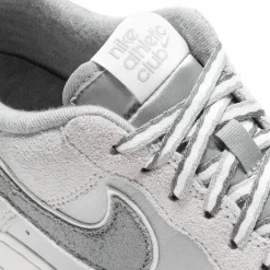 Nike Womens Air Force 1 '07 LX