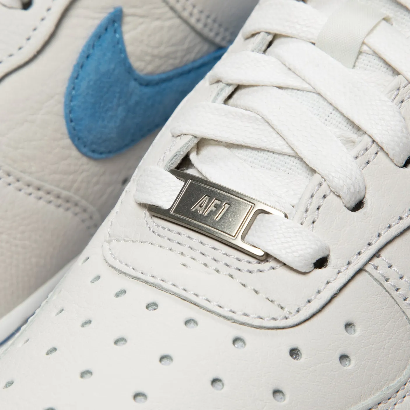 Nike Womens Air Force 1 LXX