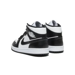Nike Womens Air Jordan 1 Mid