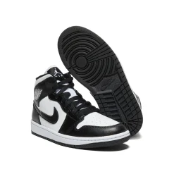 Nike Womens Air Jordan 1 Mid