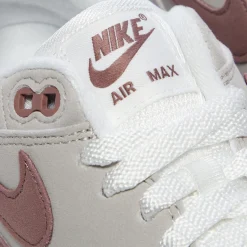 Nike Womens Air Max 1