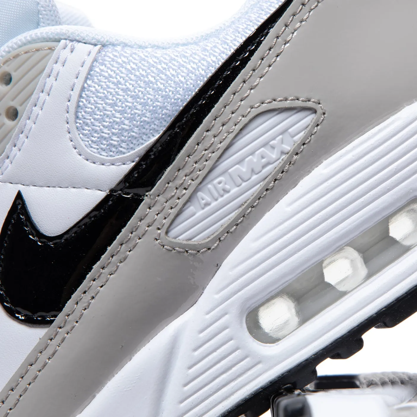 Nike Womens Air Max 90