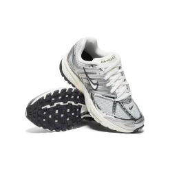 Nike Womens Air Pegasus 2005