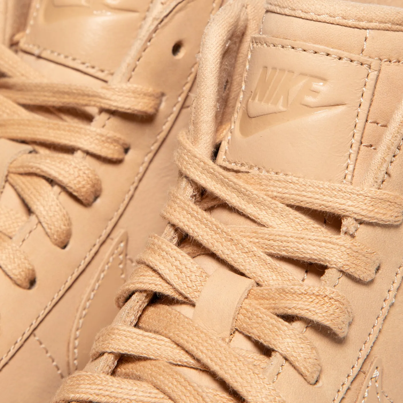 Nike Womens Blazer Mid '77 LX