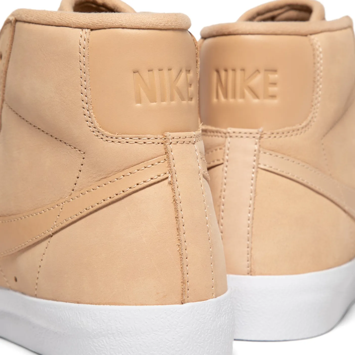 Nike Womens Blazer Mid '77 LX