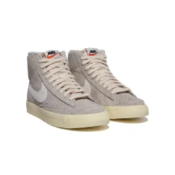 Nike Womens Blazer Mid '77 Vintage