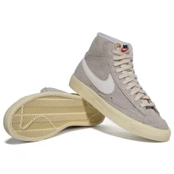 Nike Womens Blazer Mid '77 Vintage
