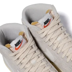 Nike Womens Blazer Mid '77 Vintage