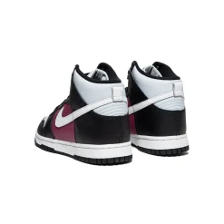 Nike Womens Dunk High