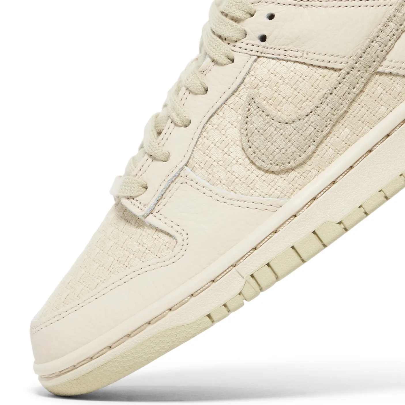 Nike Womens Dunk Low