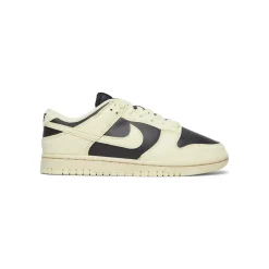 Nike Womens Dunk Low