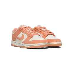 Nike Womens Dunk Low