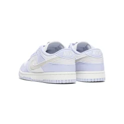 Nike Womens Dunk Low
