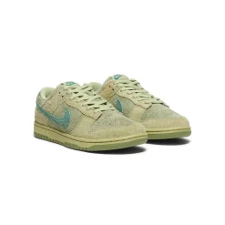 Nike Womens Dunk Low
