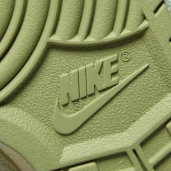 Nike Womens Dunk Low