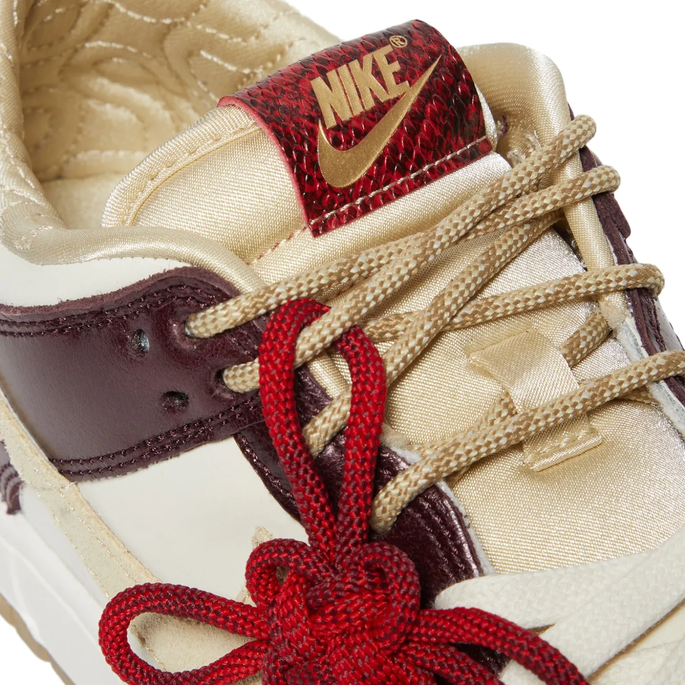 Nike Womens Dunk Low LX