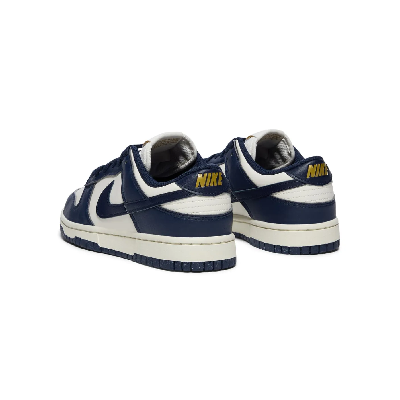 Nike Womens Dunk Low NN