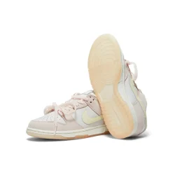 Nike Womens Dunk Low Premium