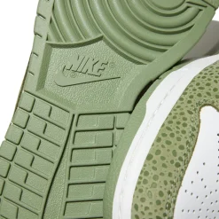 Nike Womens Dunk Low PRM