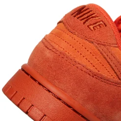 Nike Womens Dunk Low SE