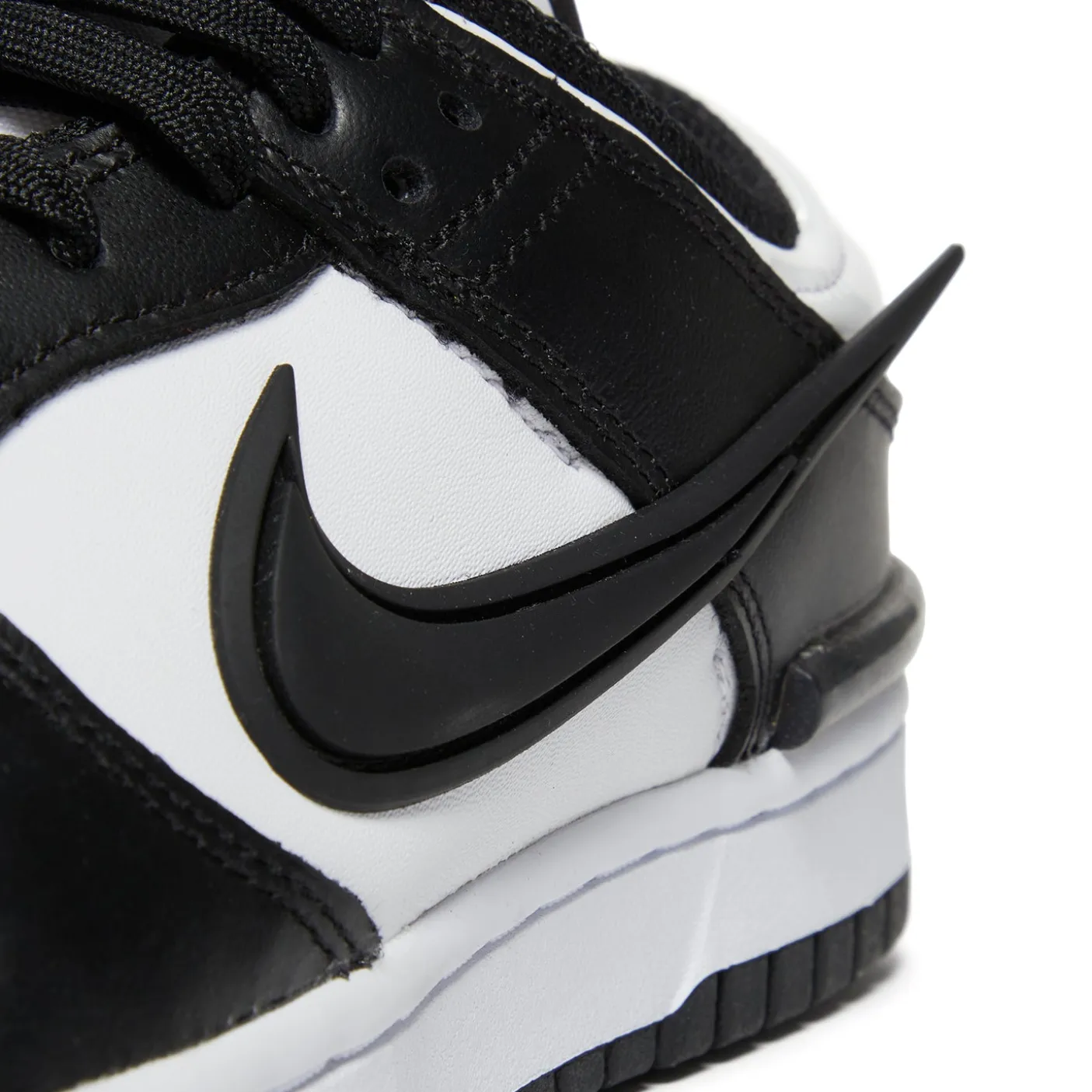 Nike Womens Dunk Low Twist