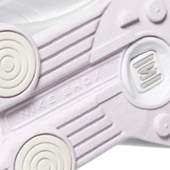 Nike Womens Nike Shox R4