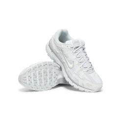 Nike Womens P-6000