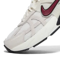 Nike Womens V2K Run SE